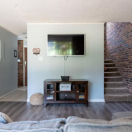 Willow Way: Cozy Retreat Форт-Смит Экстерьер фото